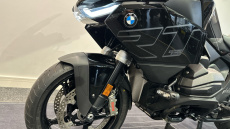 BMW R1300 RT LE (25MY)